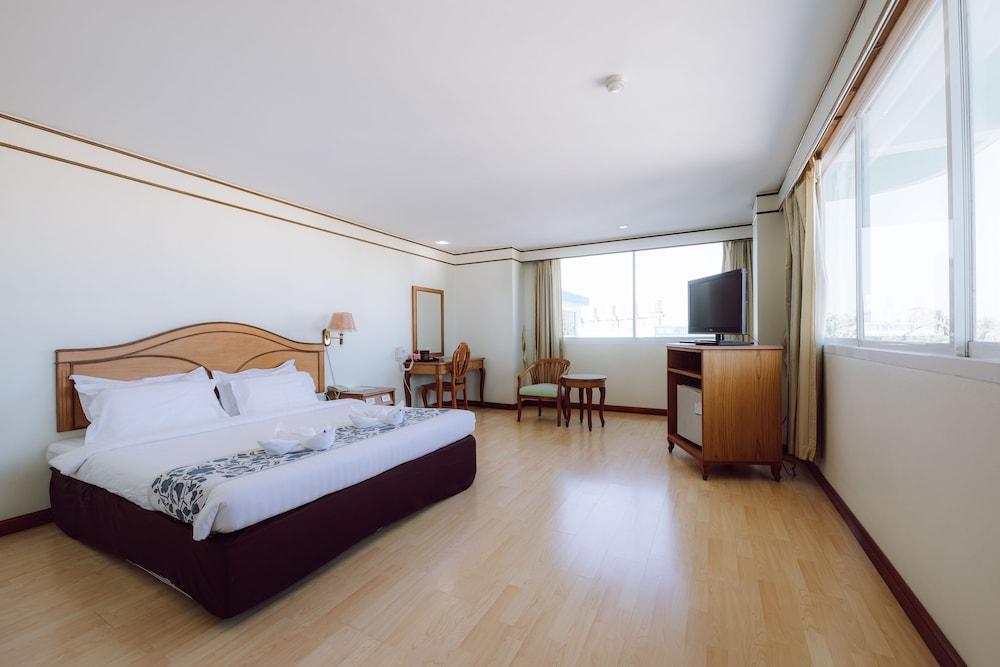Morakot Twin Chumphon Hotel Ngoại thất bức ảnh
