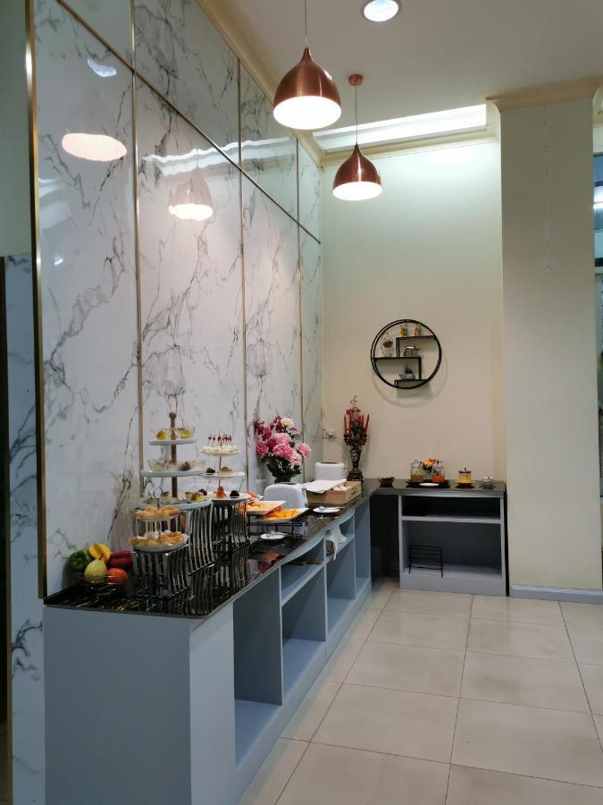 Morakot Twin Chumphon Hotel Ngoại thất bức ảnh