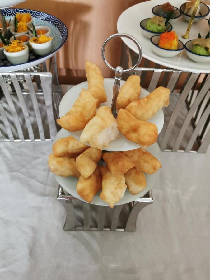Morakot Twin Chumphon Hotel Ngoại thất bức ảnh