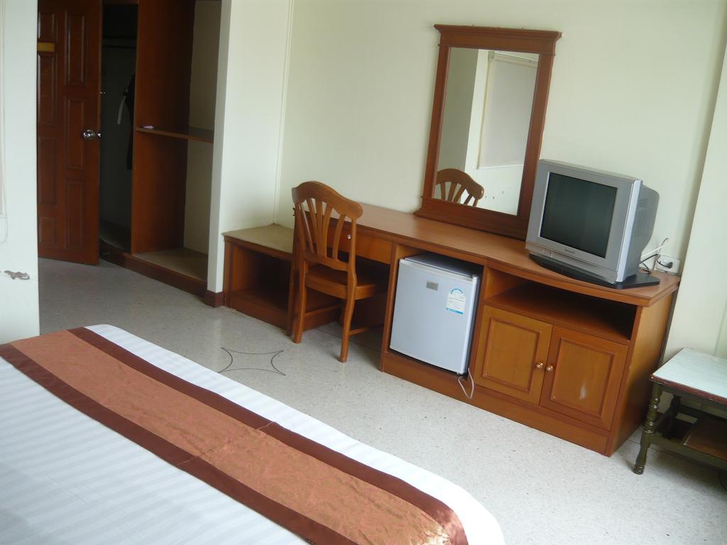 Morakot Twin Chumphon Hotel Phòng bức ảnh