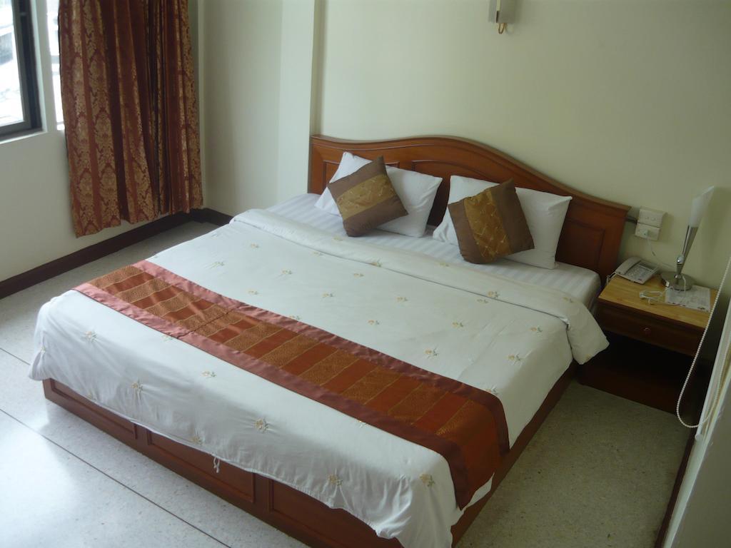 Morakot Twin Chumphon Hotel Phòng bức ảnh