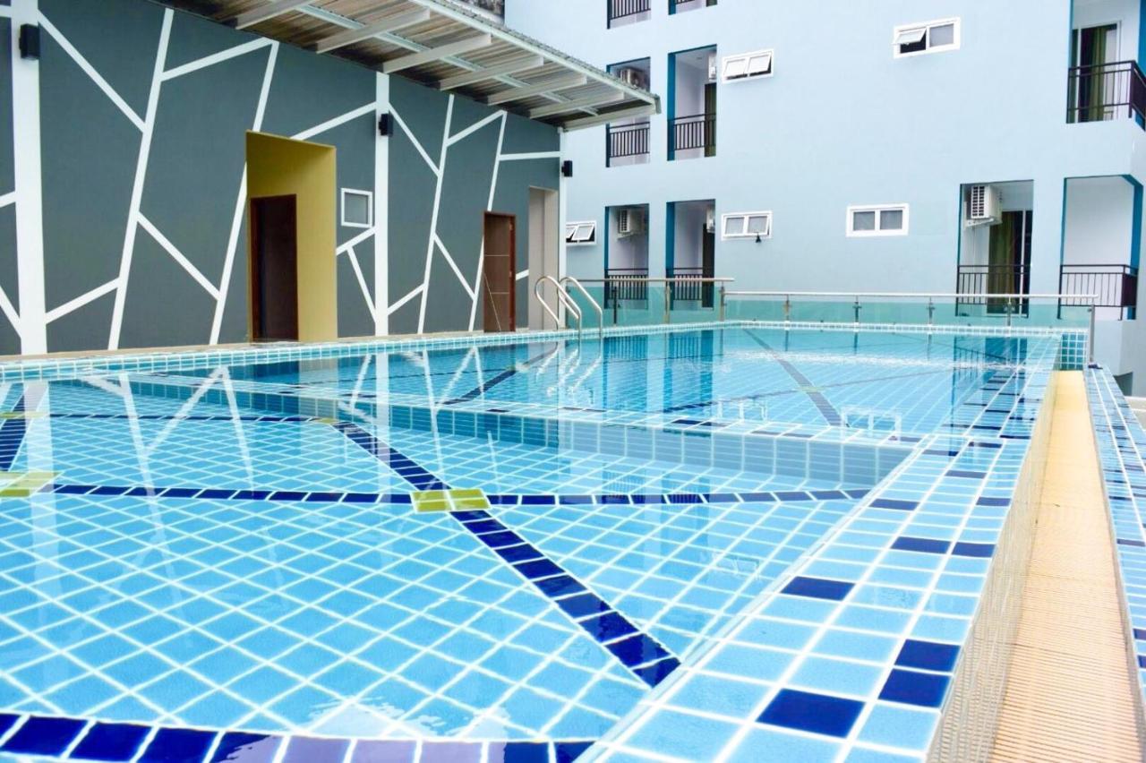Morakot Twin Chumphon Hotel Ngoại thất bức ảnh