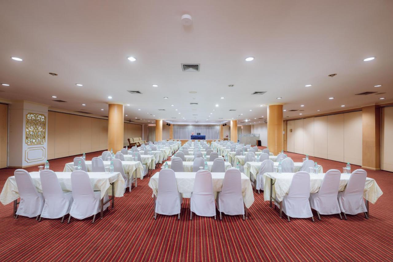 Morakot Twin Chumphon Hotel Ngoại thất bức ảnh